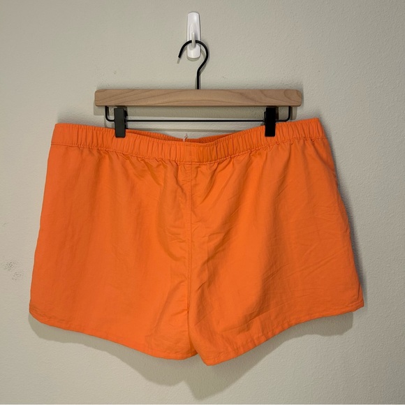 Patagonia Barely Baggies Shorts – Women’s XL – Coho Coral – 2.5" Inseam – NWT - Picture 3 of 5